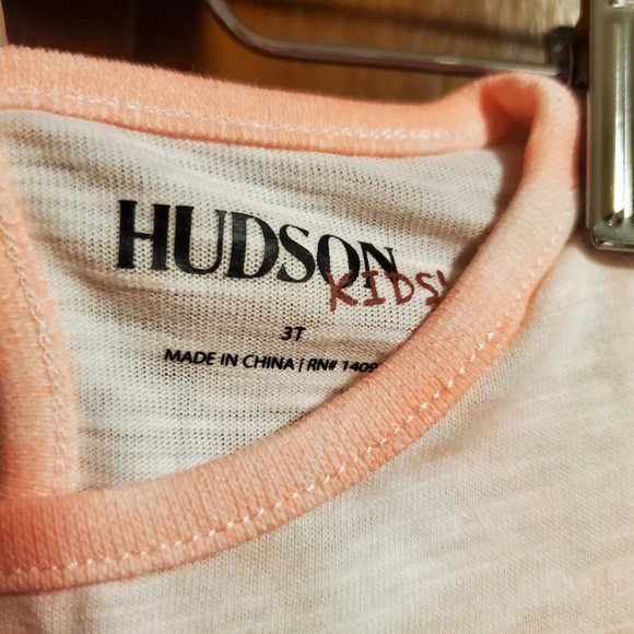 Adorable Cold Shoulder Top  3T    🥰 2 for $10 on select kids items 🥰 - Picture 3 of 4